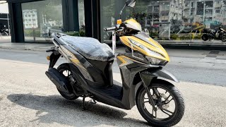 Honda Vario 125 2024  Black  Gold Walkaround [upl. by Anrym]