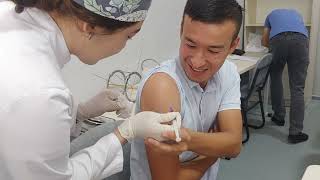 intramuscular injection into the deltoid muscle intramuscular injection injection [upl. by Lavicrep659]