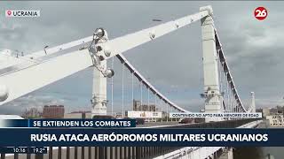 Rusia lanza ataques contra aeródromos militares en Ucrania [upl. by Ellerrehs]