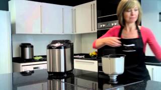 Baking dough in your Panasonic breadmaker [upl. by Meghan]