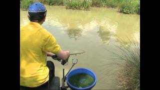 Catching Carp on the Drennan Method Feeder [upl. by Rosenwald618]