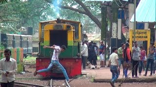 Matheran Hill Railway Train Takes A Jump Start Forcing Tresspassers To Jump [upl. by Liek]