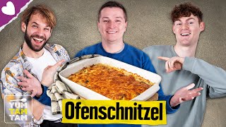 Ofenschnitzel  ZwiebelSahneSchnitzel mit Aaron  Lieblingsrezept [upl. by Carine]