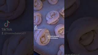 How to make kanelbullar [upl. by Madancy]