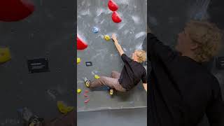 the cross move  cross grip 🙅🏽‍♀️ bouldertips climbtips tips climbing [upl. by Luiza]