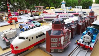 Plarail Train amp Tomica Town Tokyo Station and Skytree Course [upl. by Jeff]