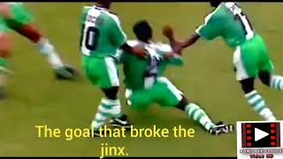 Celestine Babayaro funny goals celebration [upl. by Ardnas]