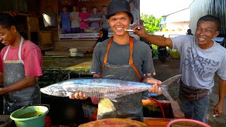 FISH MARKET ACEHNESE🔪🔥 AGE 16 MASTERING ACEHNESE WAHOO FISH SKINNING and CUTTING TECHNIQUES [upl. by Uehttam]