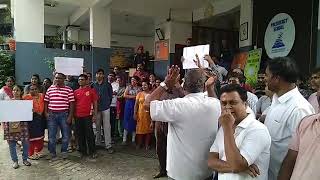 Protest in Presidency School Kasturinagar for hike in fees [upl. by Yendys]