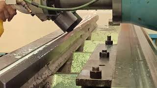 Lathe machine bed grinding  How to grind lathe machine bed  Grinding  Vertical grinding job [upl. by Arotahs]