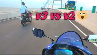 r15 v3 vs r15 v2 কালনা রোড এ ঝামেলা 🥵 bike foryou racing r15v3 viral [upl. by Ytok404]