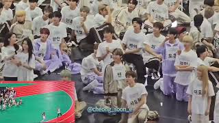 240805 IDOLS Reaction to 휴닝바히에 HUENING BAHIYYIH ISAC 2024 [upl. by Ylrehs357]