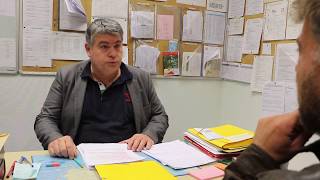 sketch recrutement dun prof de maths contractuel [upl. by Bergstrom]