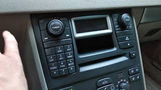 Radio volvo XC90  PROBLEME [upl. by Garzon739]