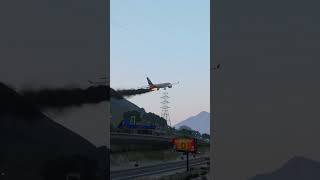 Plane crashes on road usa 🇺🇸 shorts [upl. by Kavita156]