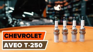 Jak wymienić świece zapłonowe w CHEVROLET AVEO T250 TUTORIAL  AUTODOC [upl. by Allister]