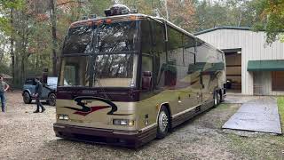 1999 Prevost Vantare H345 VIP Premium Touring Coach Exterior WalkAround [upl. by Ahseila]