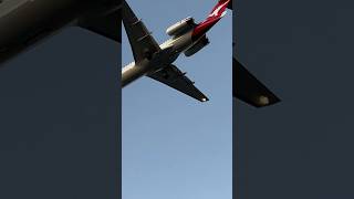 QantasLink Fokker 100 flying overhead on approach to Perth [upl. by Ladnar]