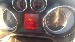 Opel Insignia 28 V6 Turbo 4x4 0100 100200 Topspeed Exhaust sound [upl. by Geraldina]