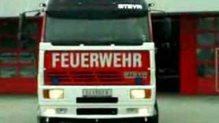 Freiwillige Feuerwehr Traun TLFA 4000 rückt ein [upl. by Janene]