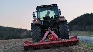 Fendt 716  Valtra 6850  Havdal øvre [upl. by Nabi640]