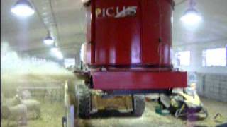 Picus S60 straw bale chopper [upl. by Guarino813]