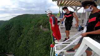 Gifu Bungy215m  Bungee Jumping in Japan 岐阜の高さ215m日本一のバンジーを飛ぶ動画 [upl. by Tegan]