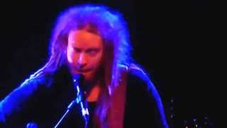 Newton Faulkner  Teardrop Massive Attack Cover  Live At AB Club Brussel 30042013 [upl. by Adara481]