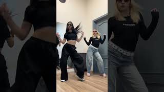 kiss of life  igloo kpop dance kissoflife igloo coverdance kiof tiktok [upl. by Ailaza]