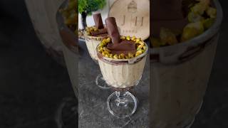 Dubai Schokolade Dessert dubaichocolate chocolate food foodlover dessert shortvideo shorts [upl. by Adamec]