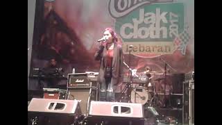 Isyana Sarasvati  Pesta Live In Jakcloth Lebaran [upl. by Nadab]