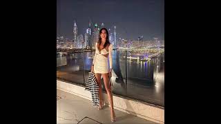 Elisabetta Gregoraci AutunnoInverno 20222023 [upl. by Bud]