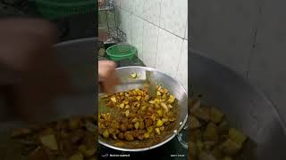 Aloo baingan recipe 🍆🥔food recipe reels [upl. by Amej142]