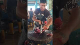 LOCAL SHARP MACHETE 🔪🔥 Tuna Cutting Skills shorts skills food [upl. by Neerroc]