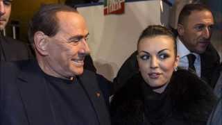 Silvio Berlusconi Matrimonio Francesca Pascale  Fidanzati Spoasi a Ischia  News [upl. by Hannahsohs100]