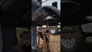 Tire changer fail What is going on here [upl. by Jerald571]