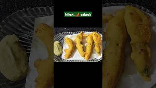 Mirchi pakoda recipe shorts viral trending food shortsviral shortsfeed pakora [upl. by Sosthina792]