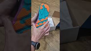 Hoka Clifton 9 GoreTex Running Shoe Unboxing Black Electric Aqua running runner [upl. by Cataldo]