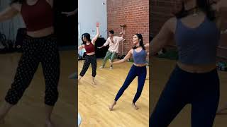 Chale Jaise Hawayein  Throwback Main Hoon Na Bollywood Dance Class [upl. by Ymia]