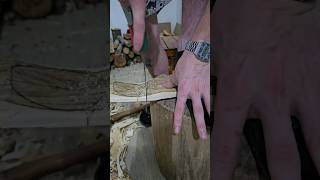 Tai lemnulIi fac3 crestaturi pentru a creea Silueta Lingurei din Lemn carvingwoodcarvingwoodwork [upl. by Anyehs]