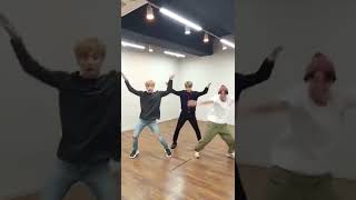 bts 아이돌안무연습중IDOL dance practice [upl. by Atekan]