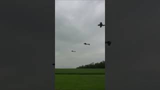 Aerobatic Planes Flying Upside Down in Formation [upl. by Florencia]