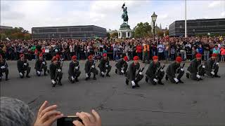 Show Exerzieren der Garde am Heldenplatz Nationalfeiertag 2017 [upl. by Yerrok]