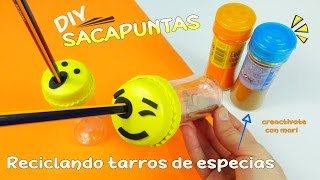 Cómo hacer sacapuntas emojis con goma eva y tarros reciclados 😉 [upl. by Kelson9]