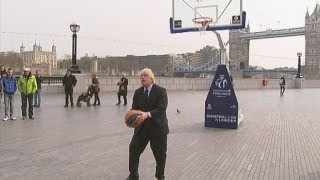 Amazing Boris Johnson basketball trick shot [upl. by Kele782]