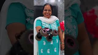 Mummy nai gaurav ko diya surprise gift shorts youtubeshorts gauravaroravlogs [upl. by Woodberry650]