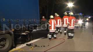 Schwerer Unfall auf A 352 bei Hannover [upl. by Eaneg]