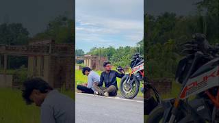 Dono dost Ride par kaise jaate hai dekiye🏍️🫂🌍rider shorts ktm [upl. by Esmond683]