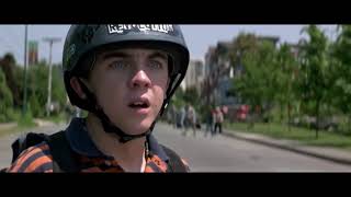 Agent Cody banks 2003 Opening Run away car scene [upl. by Rees]