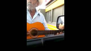 Viejito grosero cantando [upl. by Narhem]